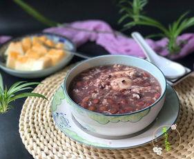 早餐吃瓜群众视频