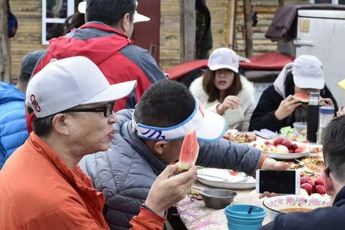 新建吃瓜群众打架事件