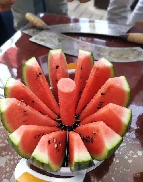 彩色吃瓜群众怎么做,揭秘网络时代的围观文化